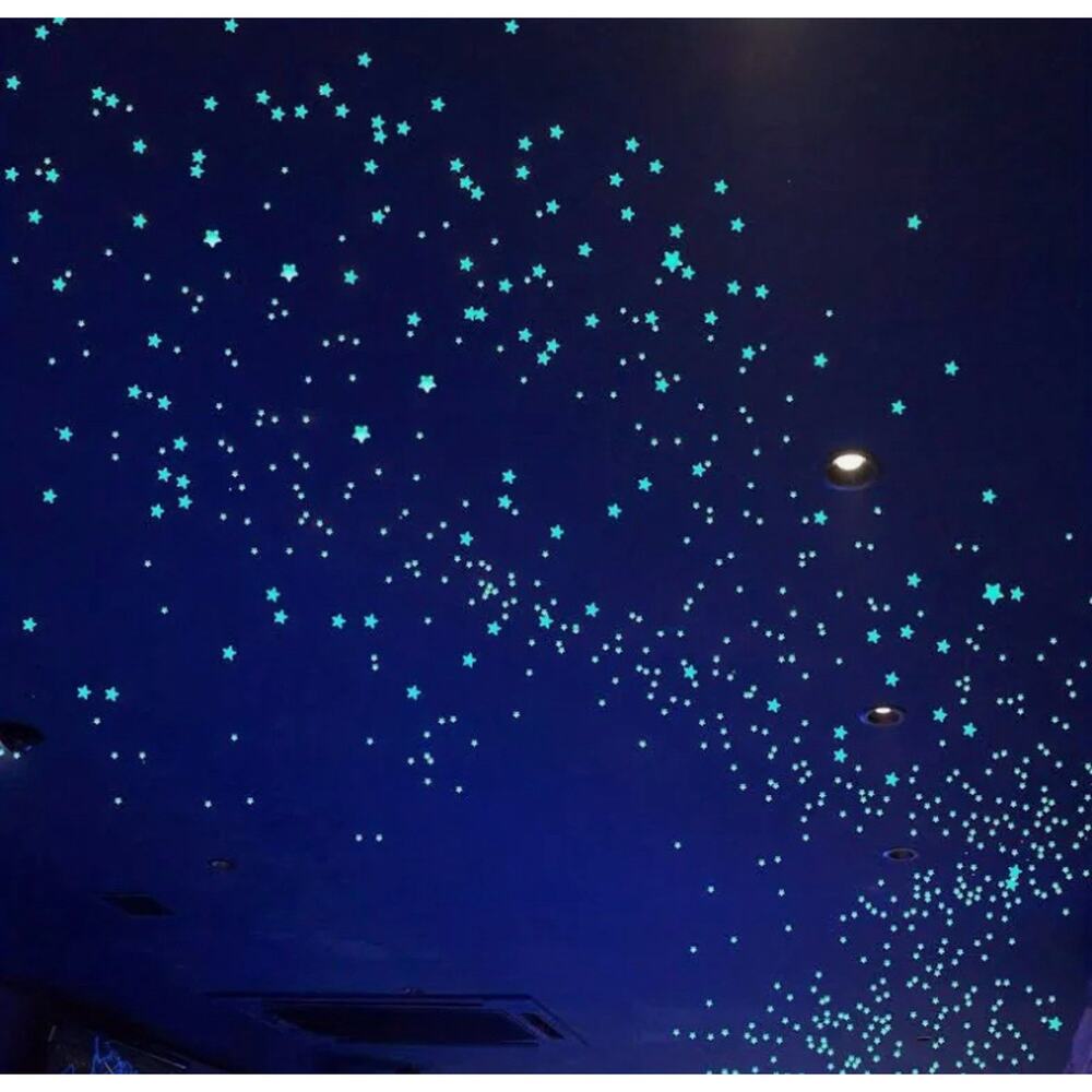 Over 1000 Piece Glow In The Dark Stars. NTW Great For Kids Bedrooms